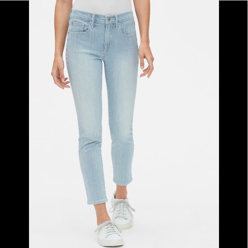 EUC GAP Mid Rise RR Stripe True Skinny Jean 30T